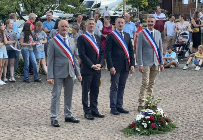 Deux citoyens d'honneur et un médaillé